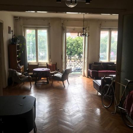 Spacious Apartman In The Center Budapest Esterno foto