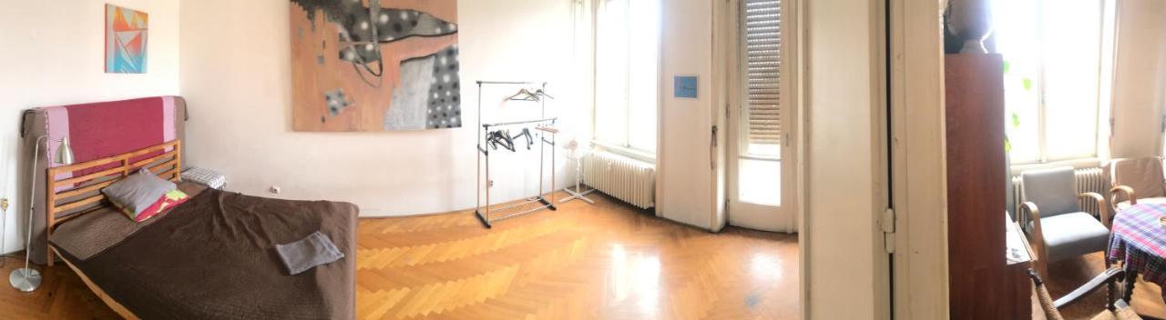 Spacious Apartman In The Center Budapest Esterno foto